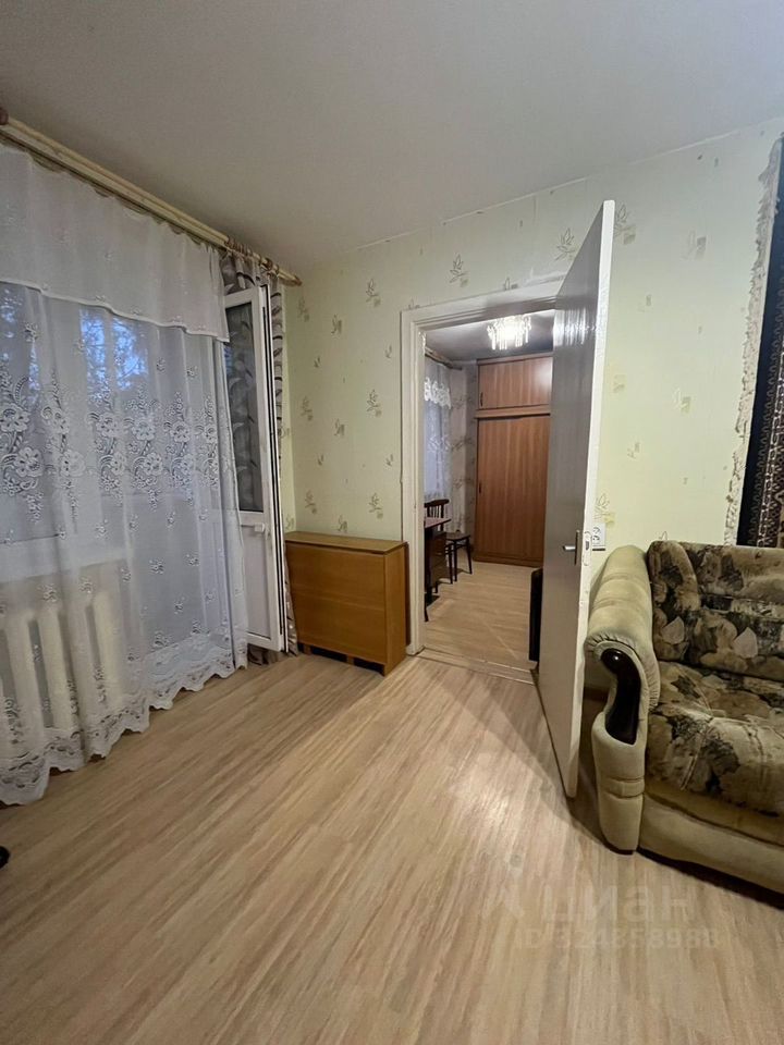 Продажа 2-комн квартиры на вторичном рынке Кириши, Молодежный бульвар, 12