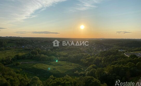 Продажа 1-комн квартиры на вторичном рынке Красногорск, Сходненская улица,  д. 10 к3