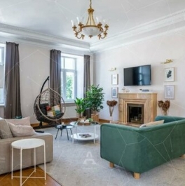 Аренда 4-комн квартиры на вторичном рынке Фурштатская ул,  д. 62/9