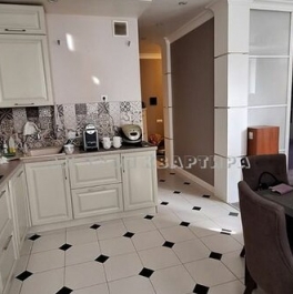 Продажа 1-комн квартиры на вторичном рынке Железнодорожный, улица Андрея Белого,  д. 3