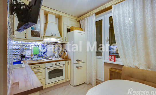 Аренда 1-комн квартиры на вторичном рынке Тихвинская улица,  д. 16