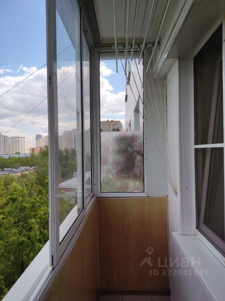 Продажа 1-комн квартиры на вторичном рынке улица Академика Комарова, 14А