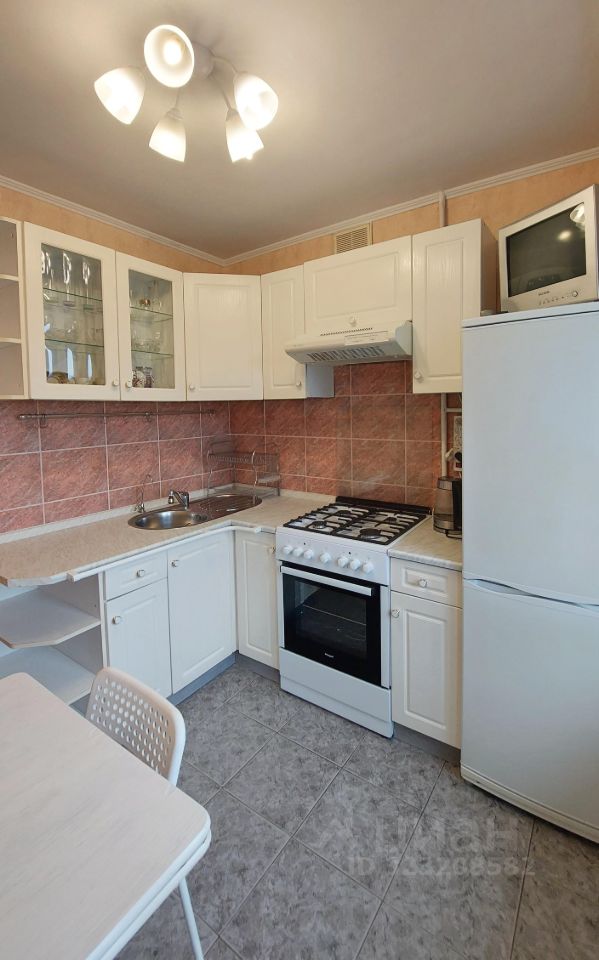 Аренда 2-комн квартиры на вторичном рынке Смольная улица, 3