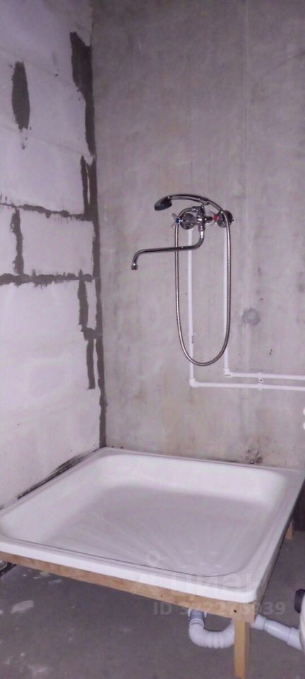 Продажа студии Имени Свердлова пгт, проезд Западный, 13/1