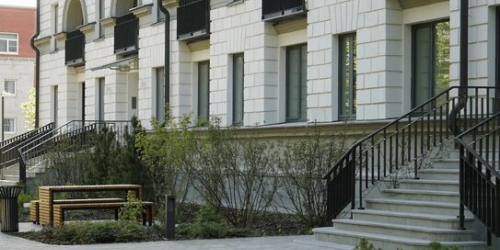 4-комн квартира Зеленогорская улица,  д. 3