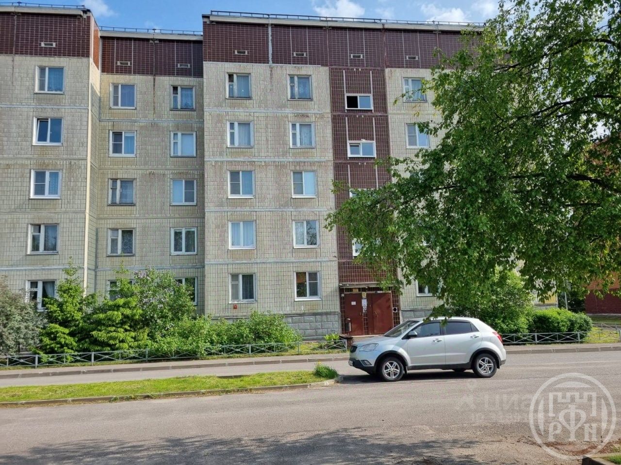 Продажа 3-комн квартиры на вторичном рынке Приозерск, улица Суворова, 33