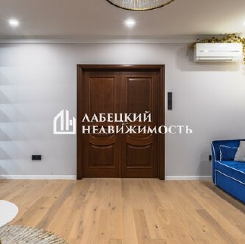 3-комн квартира Юрия Гагарина пр-кт,  д. 77