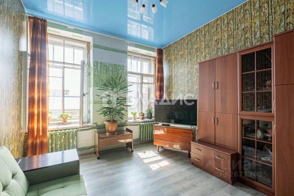 Продажа комнаты Загородный проспект, 13