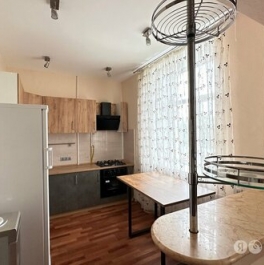 Аренда 2-комн квартиры на вторичном рынке Хохловка Верхн. ул,  д. 39/47