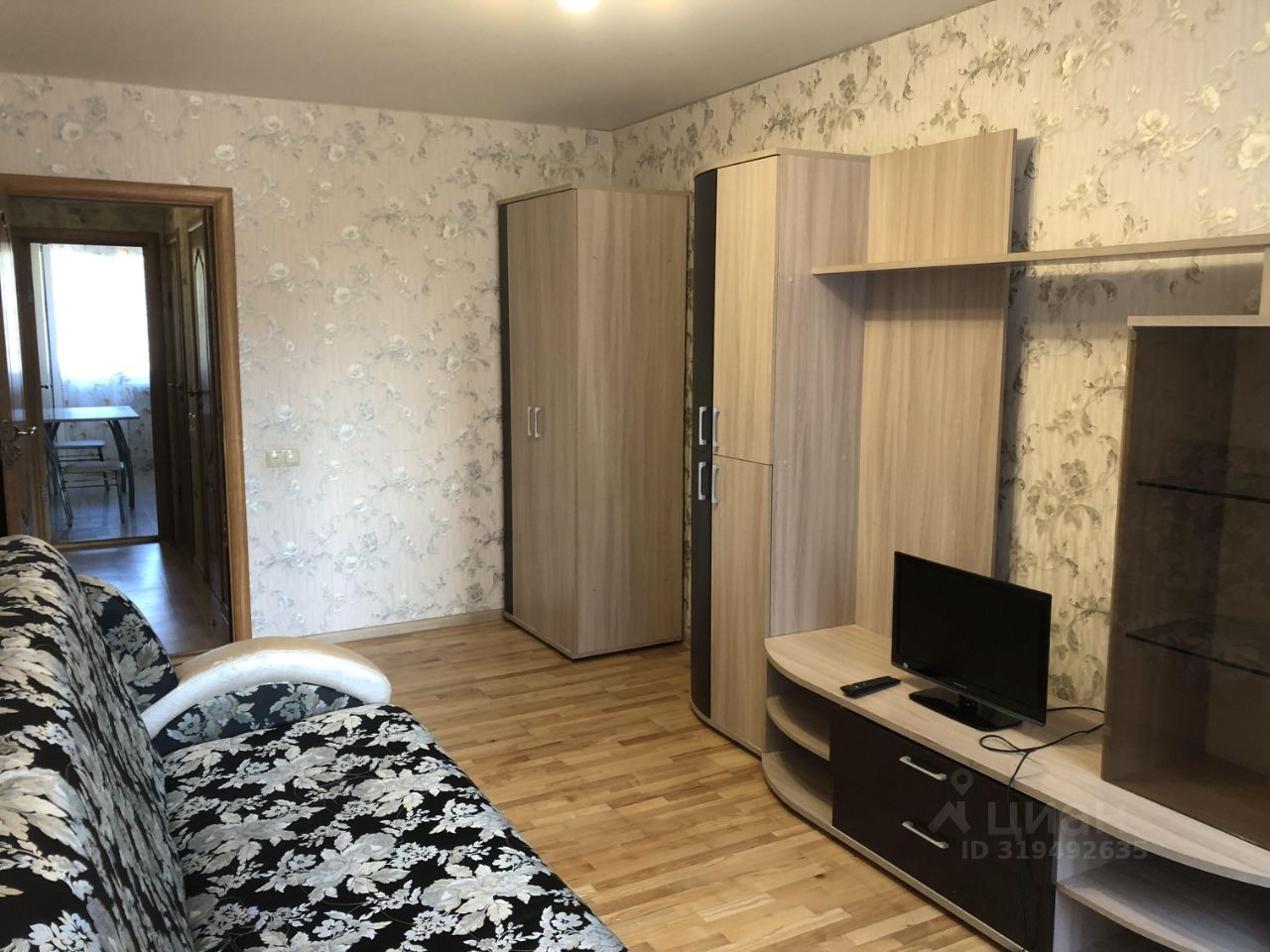 Продажа 2-комн квартиры на вторичном рынке Нахабино пгт, улица Новая Лесная, 9