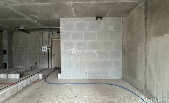 Продажа 1-комн квартиры на вторичном рынке Светланова ул,  д. 11 к1