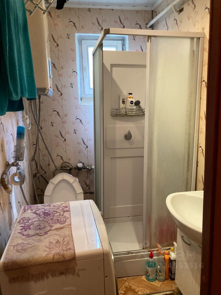 Продажа 2-комн квартиры на вторичном рынке пос. Пески, 13