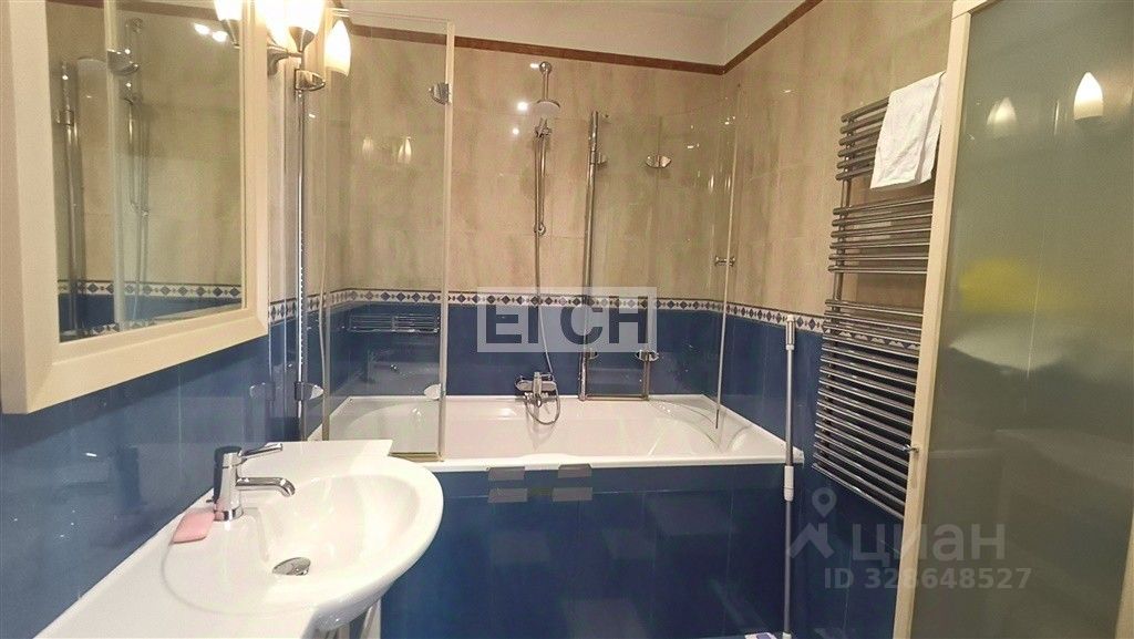 Продажа 2-комн квартиры на вторичном рынке Мосфильмовская улица, 13