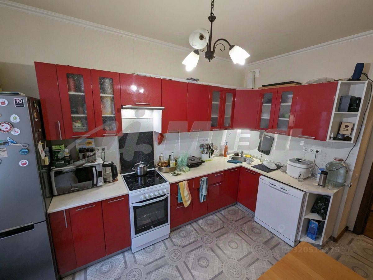 Продажа 2-комн квартиры на вторичном рынке Королев, улица Ленина, 27