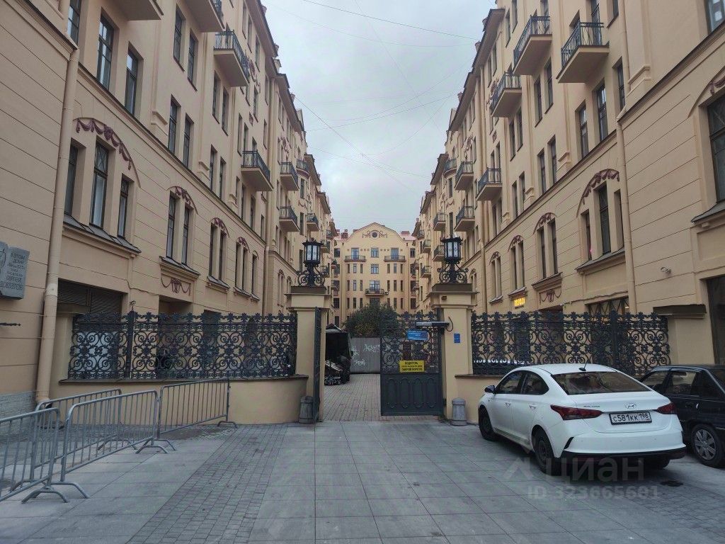 Продажа 6-комн квартиры на вторичном рынке улица Рубинштейна, 23