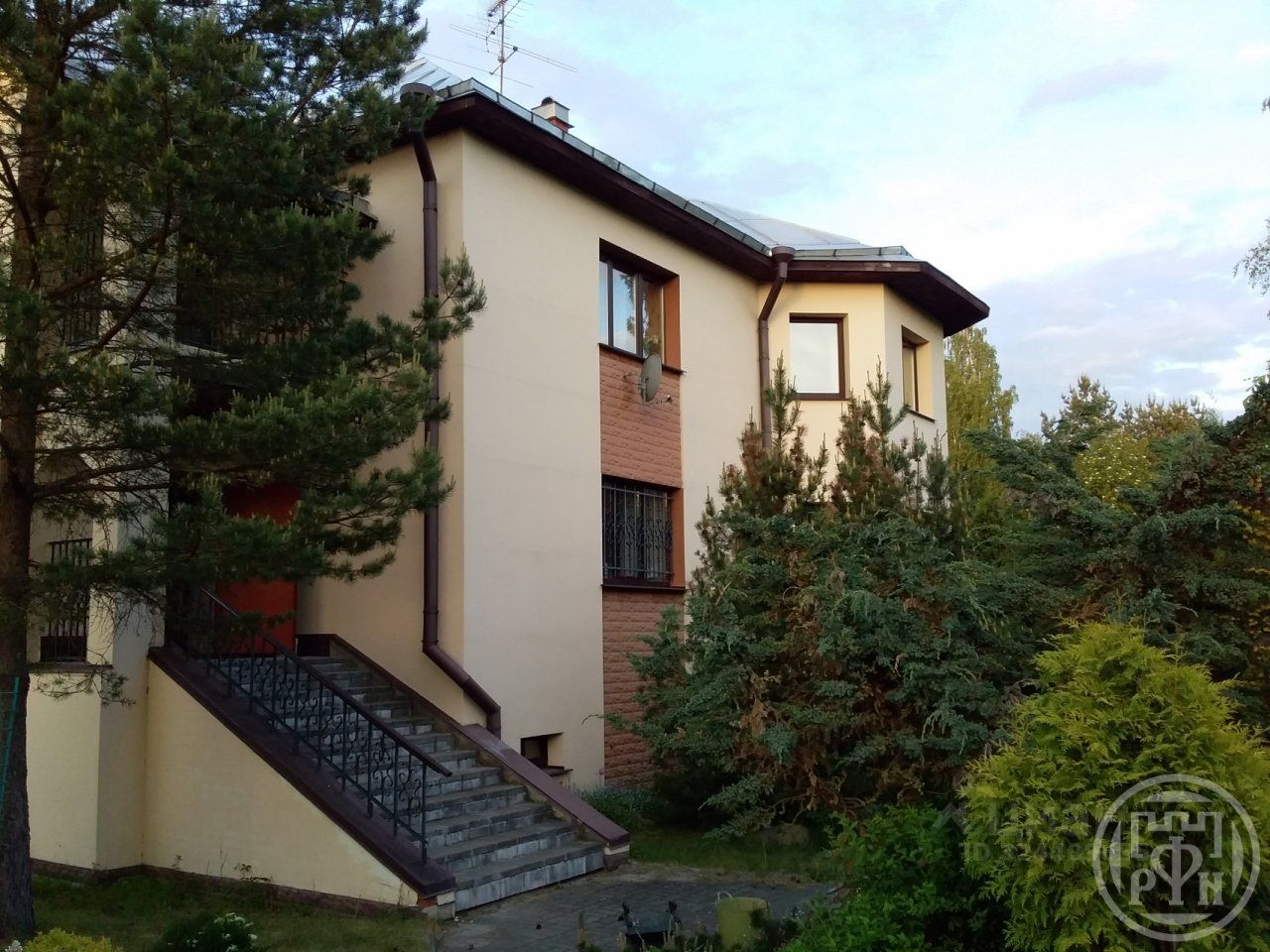 Продажа дома пос. При железнодорожной станции Ладожское Озеро, улица Дачная,  д. 6