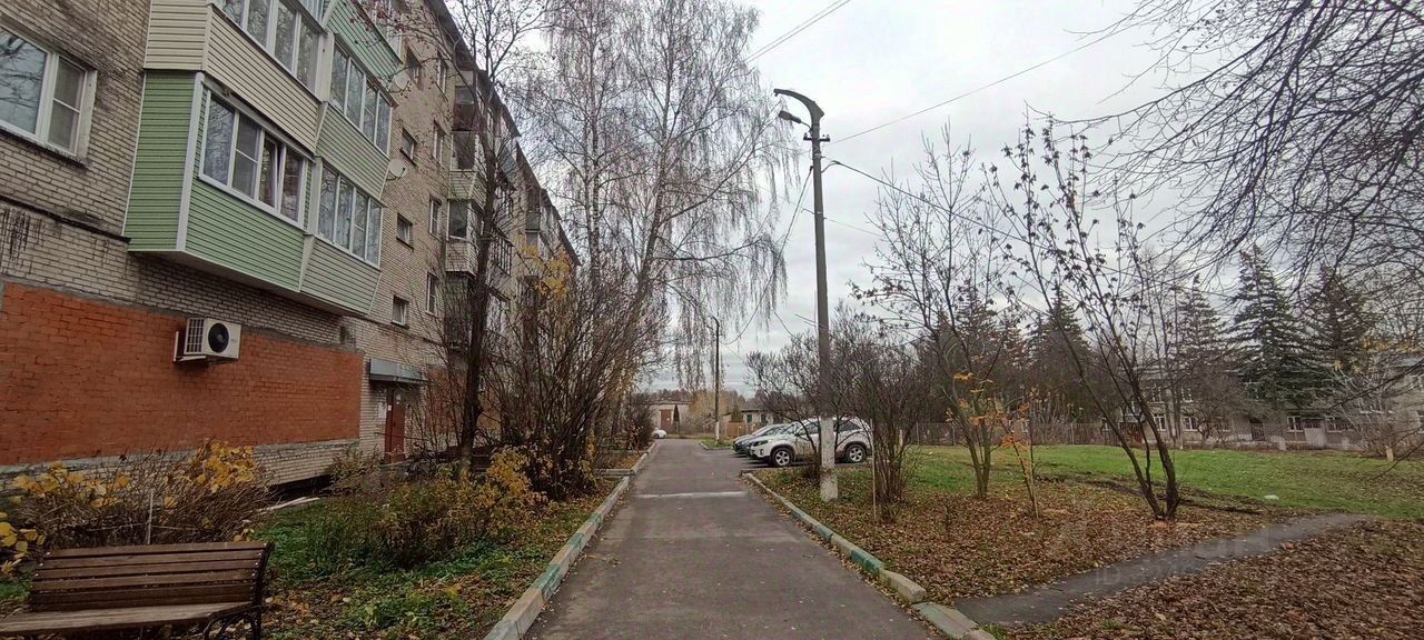 Продажа 1-комн квартиры на вторичном рынке Михнево пгт, улица Московская, 5