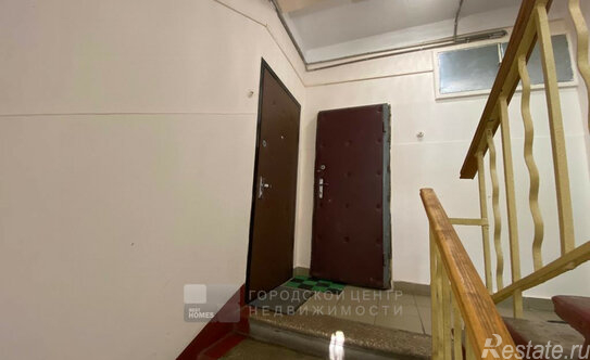 Продажа 2-комн квартиры на вторичном рынке улица Уткина,  д. 41А