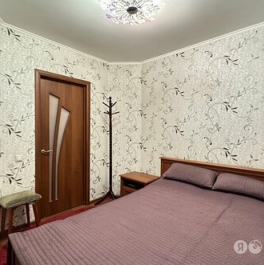 Аренда 3-комн квартиры на вторичном рынке улица Маршала Малиновского,  д. 8