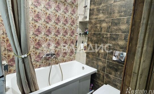 Продажа 3-комн квартиры на вторичном рынке улица Бабушкина,  д. 61