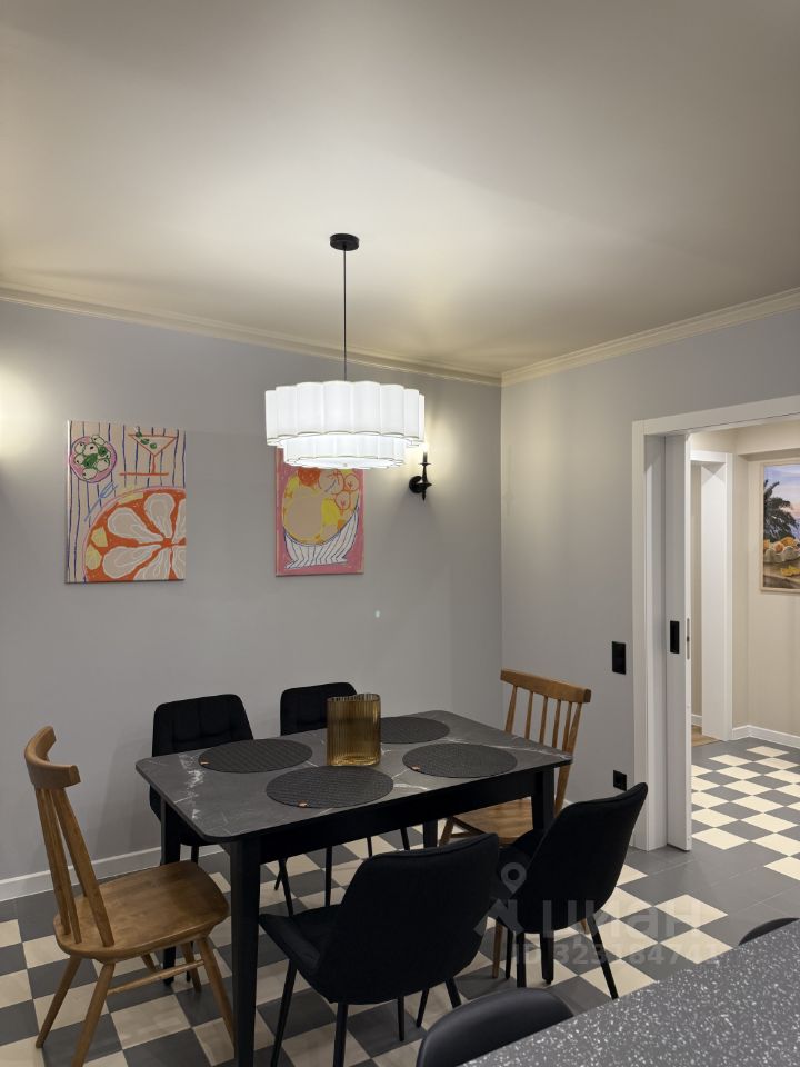 Аренда 3-комн квартиры на вторичном рынке улица Молостовых, 11К6