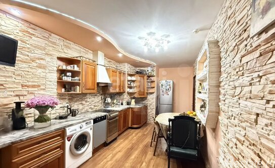 Продажа 3-комн квартиры на вторичном рынке Парголово п, Фёдора Абрамова ул,  д. 16 к1