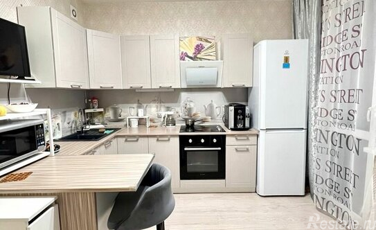 Продажа 1-комн квартиры на вторичном рынке Богословская улица,  д. 4 к1