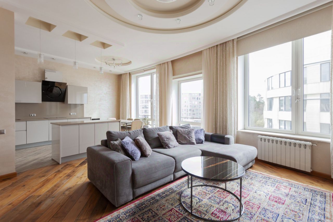 Продажа 4-комн квартиры на вторичном рынке Заречье пгт, улица Весенняя, 1с5