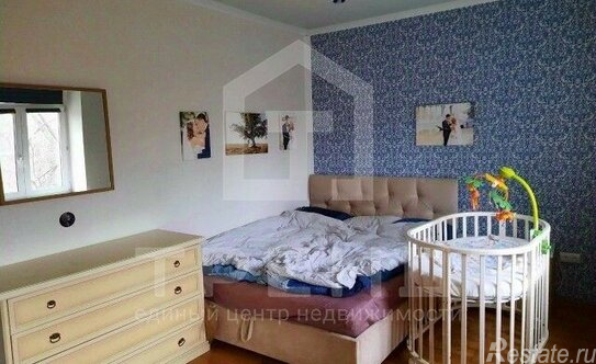 Продажа 3-комн квартиры на вторичном рынке Пушкин г, Павловское ш,  д. 23/2