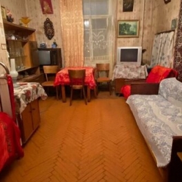 Продажа 2-комн квартиры на вторичном рынке Стачек пр-кт,  д. 19