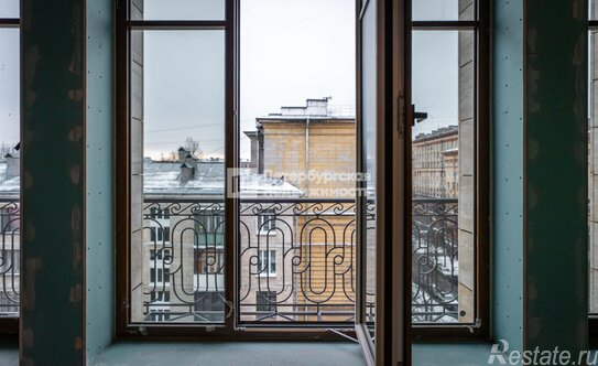 Продажа 4-комн квартиры на вторичном рынке улица Гастелло,  д. 7