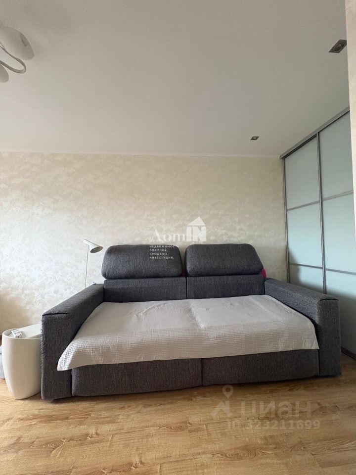 Продажа 1-комн квартиры на вторичном рынке Мурино, Новая улица, 7к3