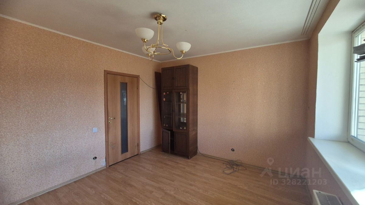 Продажа 2-комн квартиры на вторичном рынке Красное Село, Геологическая улица, 44к1