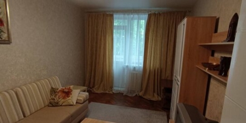 2-комн квартира улица Касаткина,  д. 21