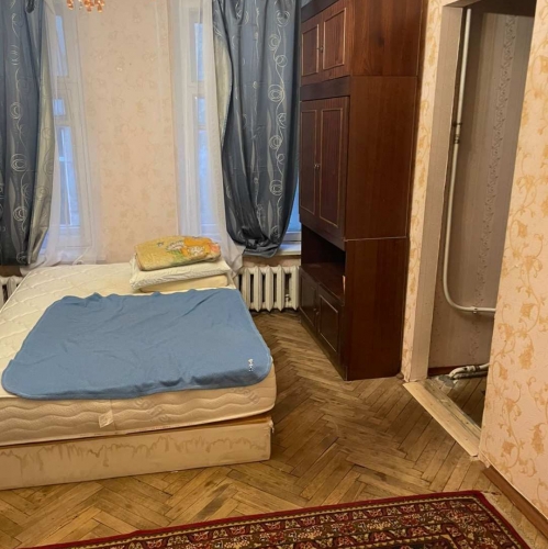 2-комн квартира Всеволода Вишневского ул., 20