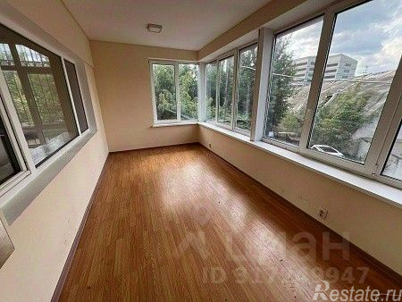 Продажа отдельного здания Летниковская улица