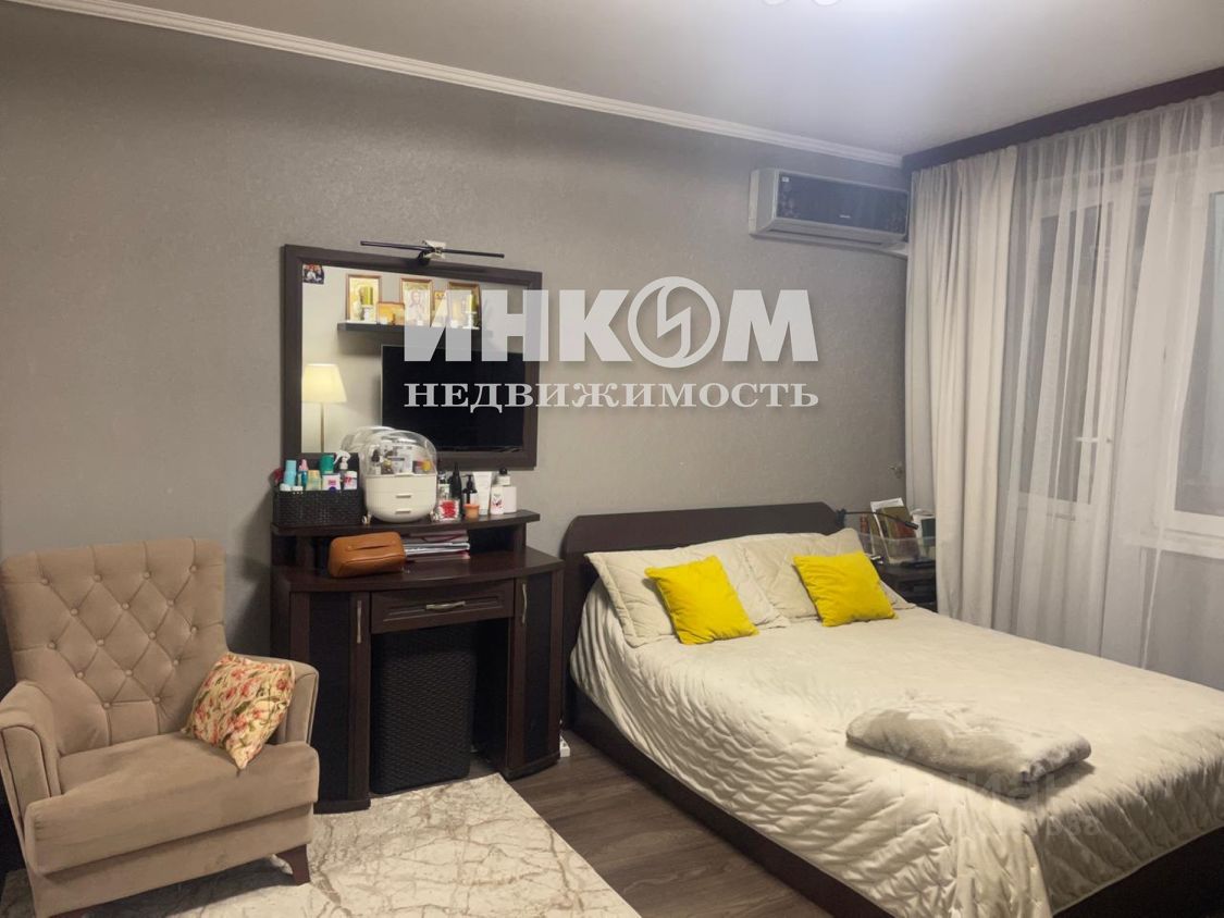 Продажа 3-комн квартиры на вторичном рынке Матвеевская улица, 10К2