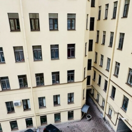 Продажа 3-комн квартиры на вторичном рынке Введенская улица,  д. 7