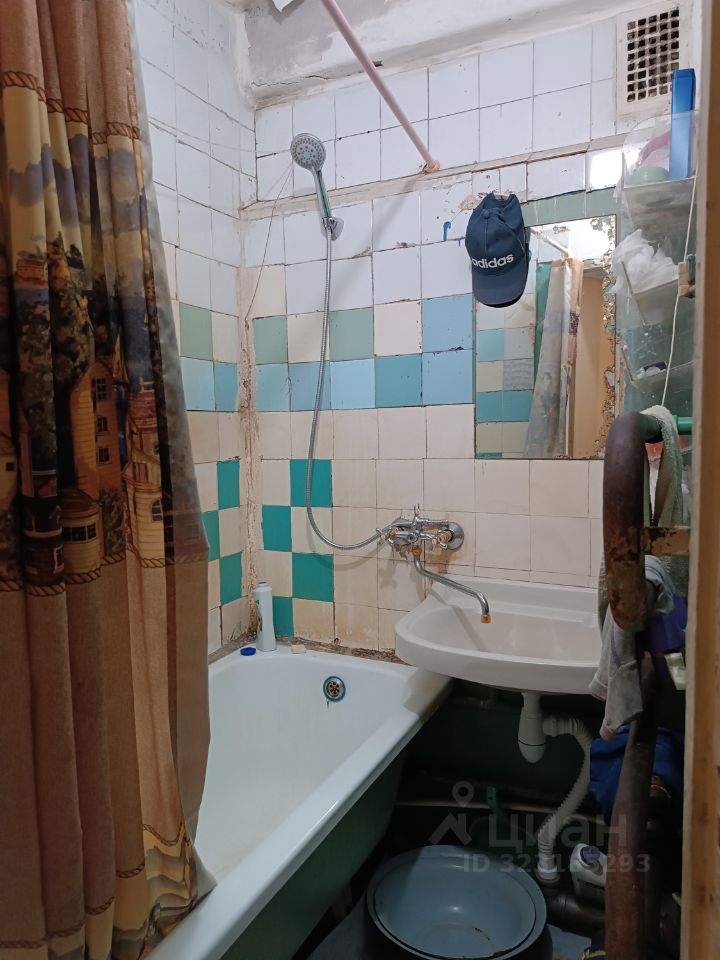 Продажа 1-комн квартиры на вторичном рынке Варшавская улица, 69