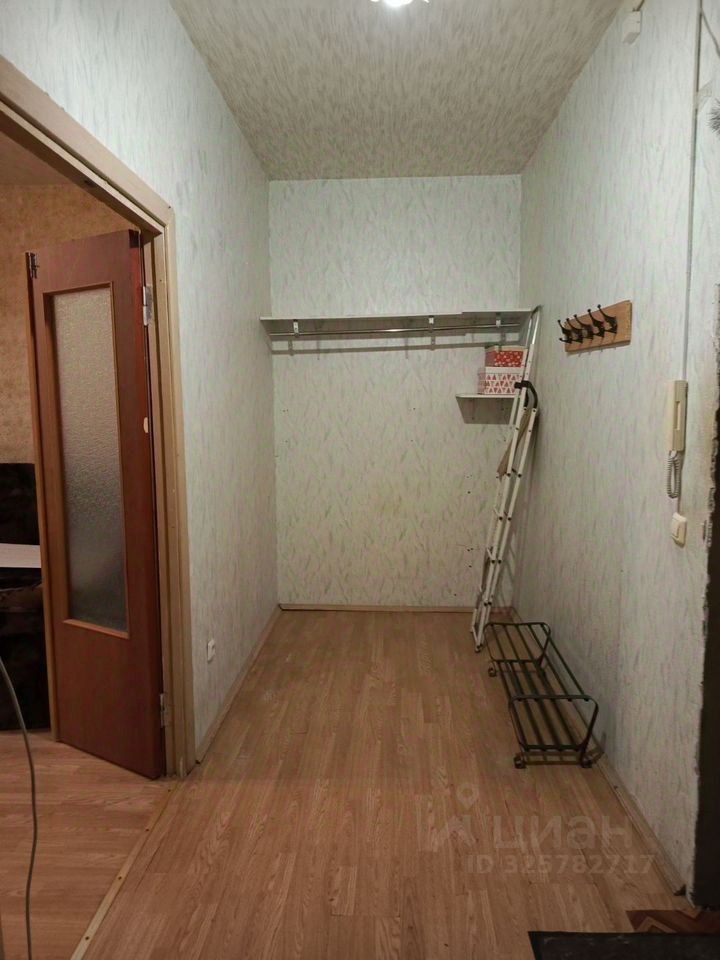 Продажа 1-комн квартиры на вторичном рынке Подольск, улица 43-й Армии, 15