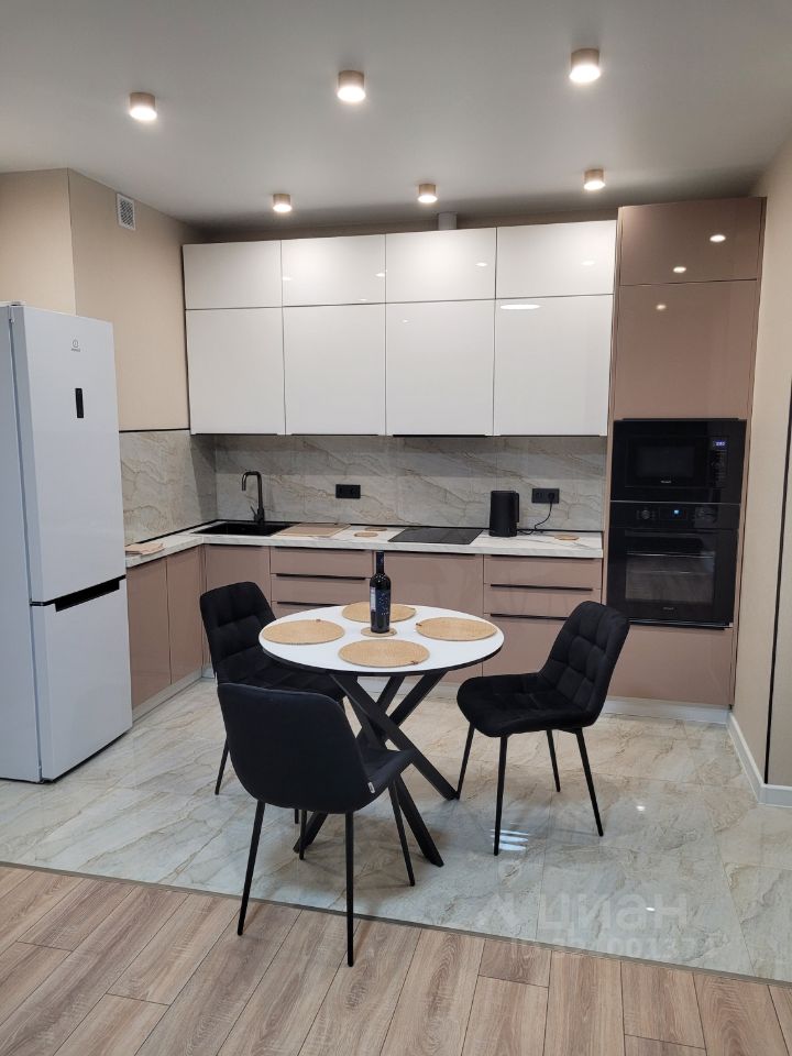 Аренда 2-комн квартиры на вторичном рынке Видное, бульвар Зеленые аллеи, 11