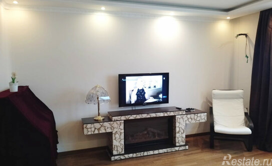 Аренда 3-комн квартиры на вторичном рынке улица Головачёва,  д. 25