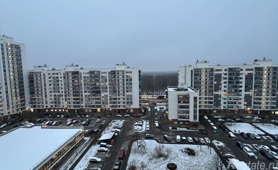 Продажа 1-комн квартиры на вторичном рынке ул Оптиков,  д. 49,  к. 2