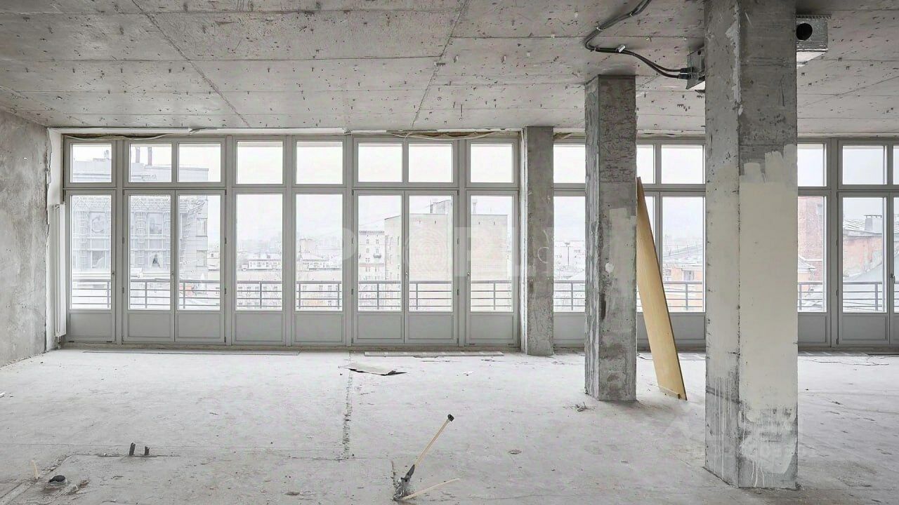Продажа 5-комн квартиры на вторичном рынке Большой Левшинский переулок, 11