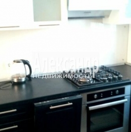 Продажа 2-комн квартиры на вторичном рынке 12-я линия,  д. 41 к2 с1