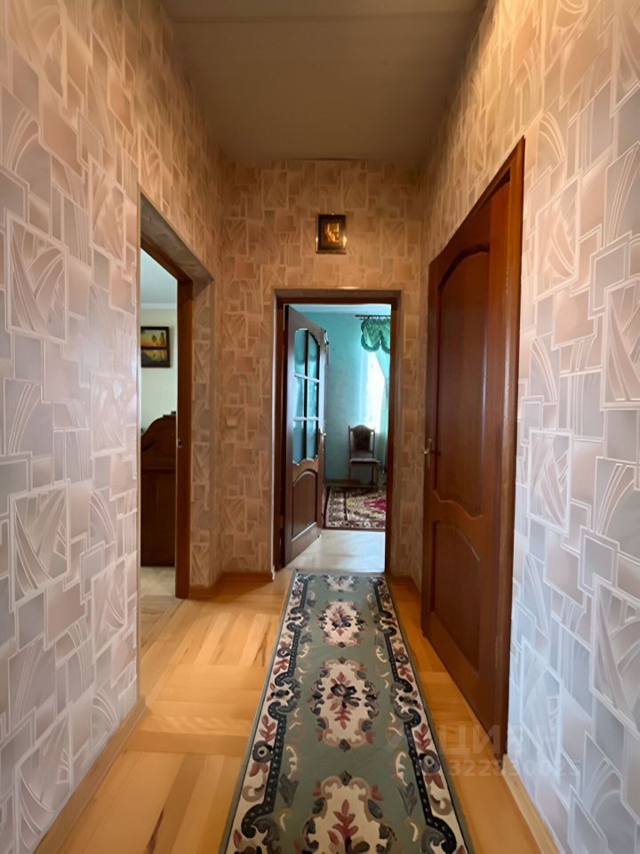 Продажа 3-комн квартиры на вторичном рынке улица Толбухина, 3К2