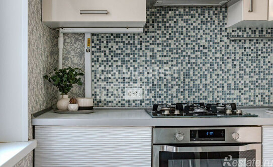 Продажа 3-комн квартиры на вторичном рынке Днепропетровская улица