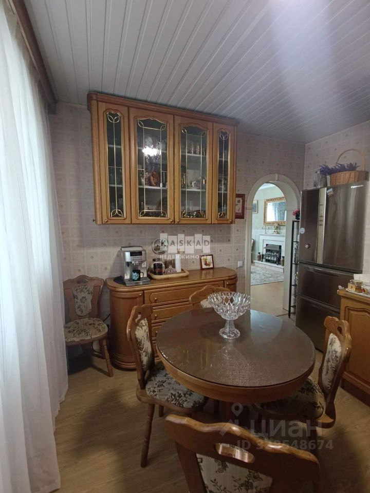 Продажа 4-комн квартиры на вторичном рынке Сумской проезд, 8К3