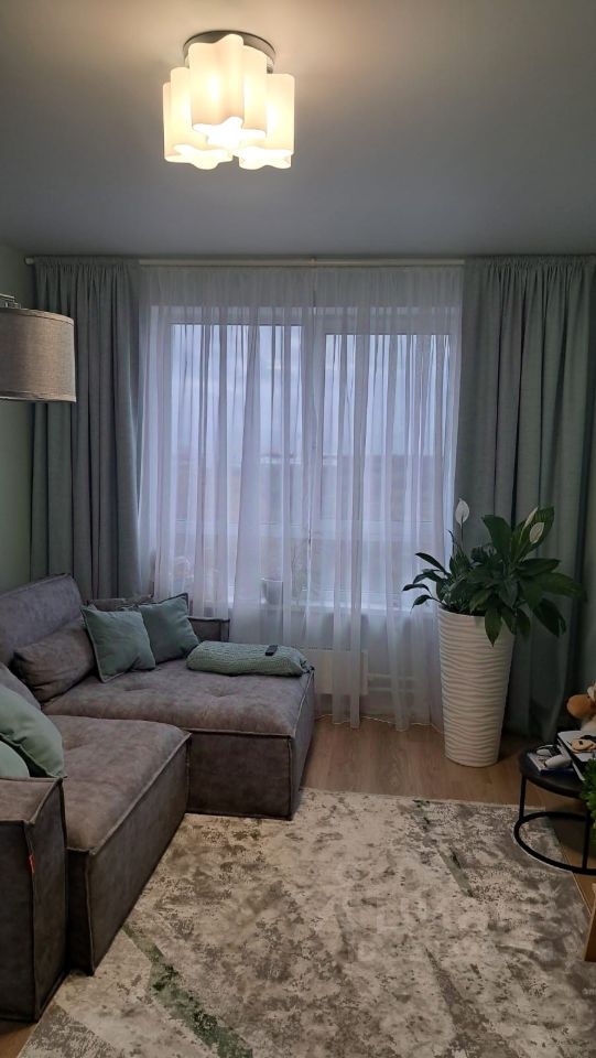 Продажа 3-комн квартиры на вторичном рынке Путилково пгт, улица Сходненская, 8