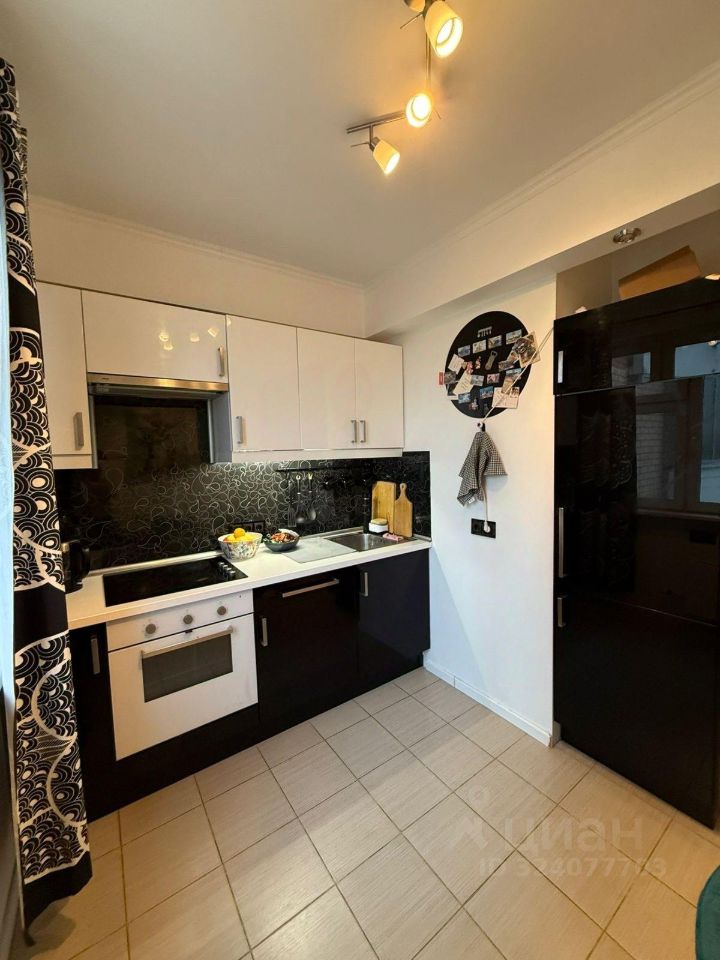 Продажа 1-комн квартиры на вторичном рынке улица Богданова, 2к1